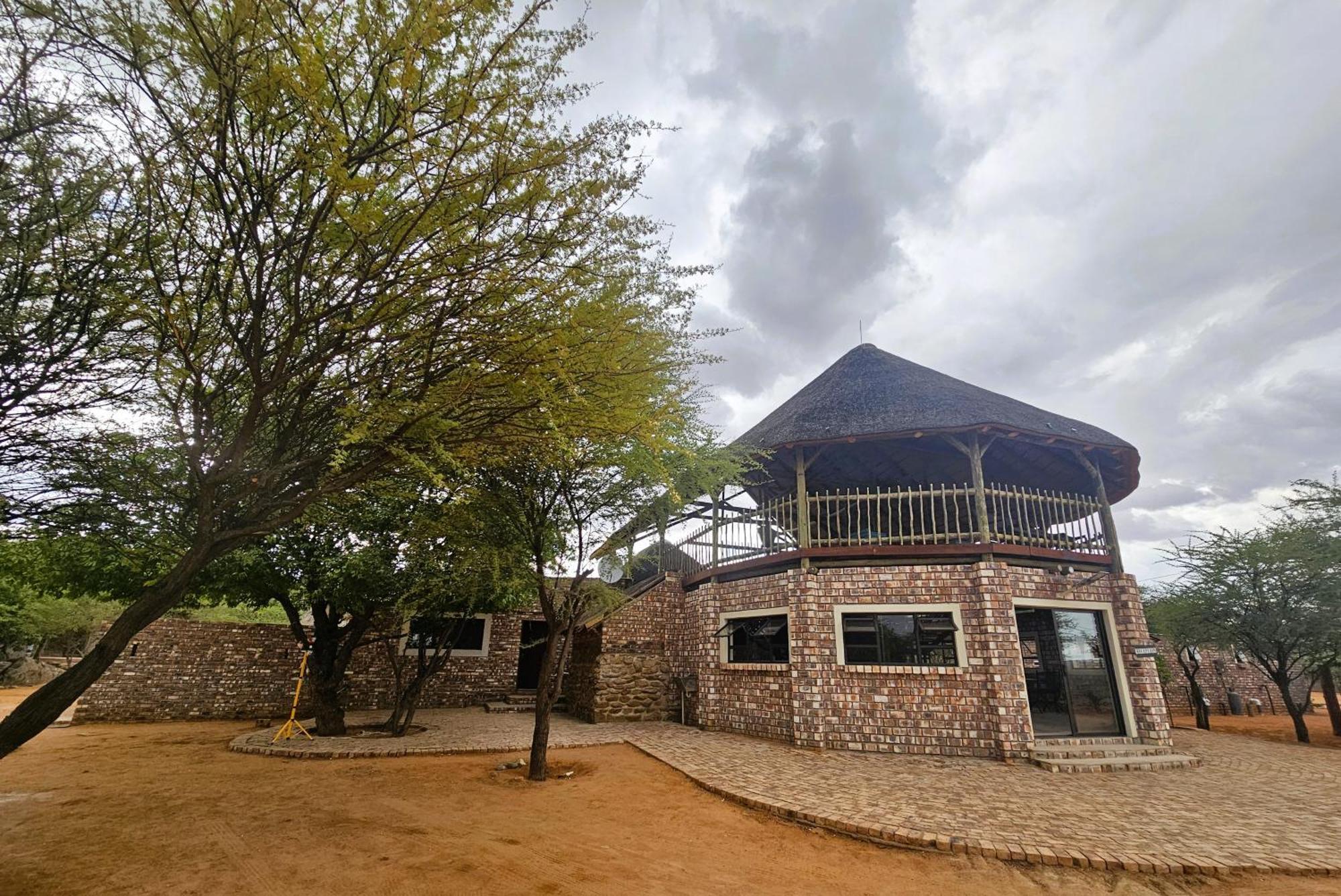 Kaoko Bush Lodge Kamanjab Exterior foto