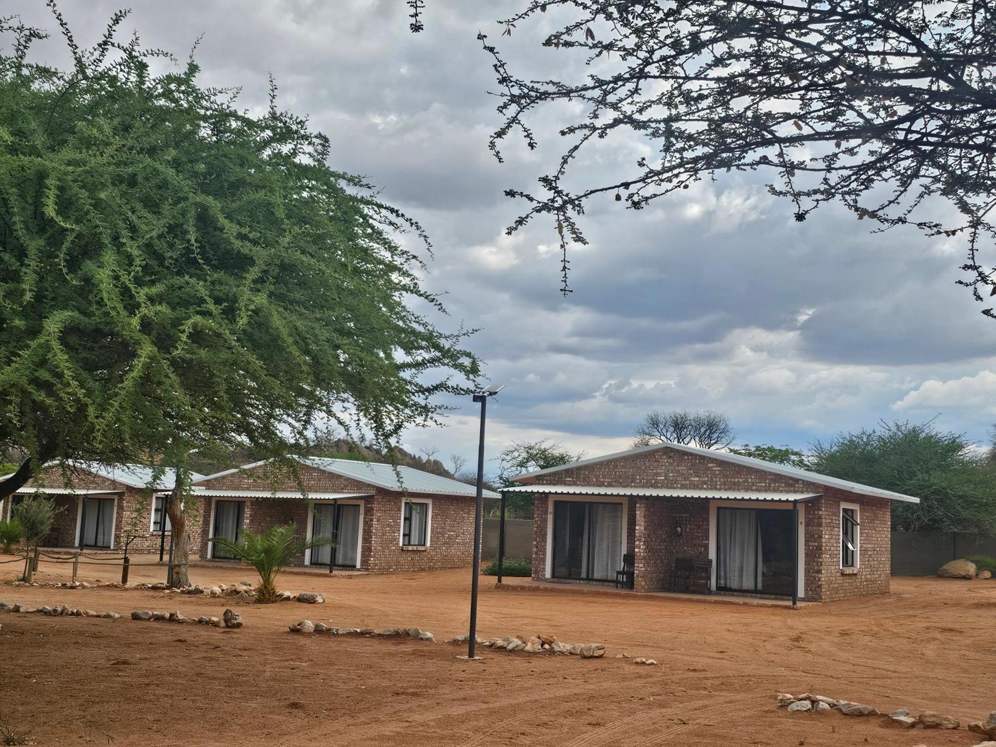 Kaoko Bush Lodge Kamanjab Exterior foto